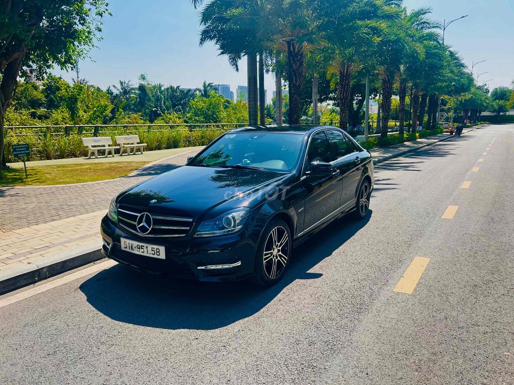 Mercedes Benz C Class 2013 C250 - 80000 km