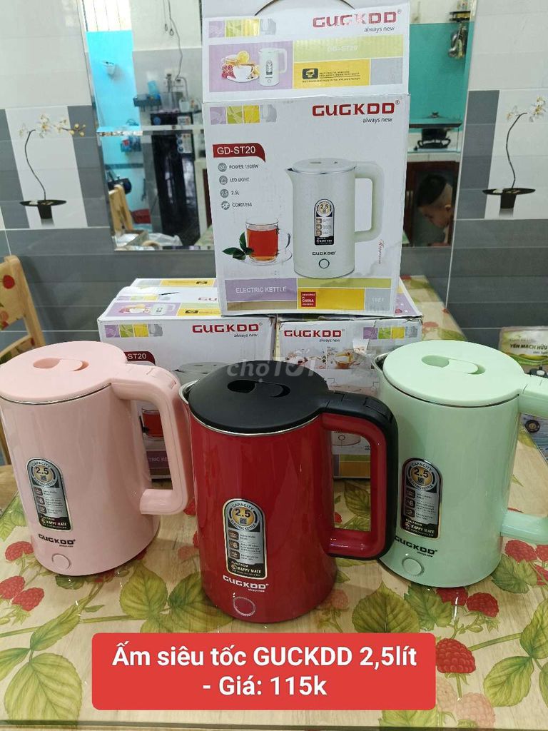 Ấm siêu tốc GUCKDD 2,5lít (màu xanh)