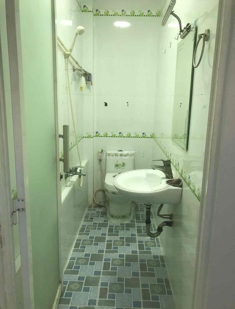 CHO THUÊ NHÀ NGUYÊN CĂN GẦN ĐẦM SEN - 1TRỆT2LẦU [5x15M] - 4PN3WC