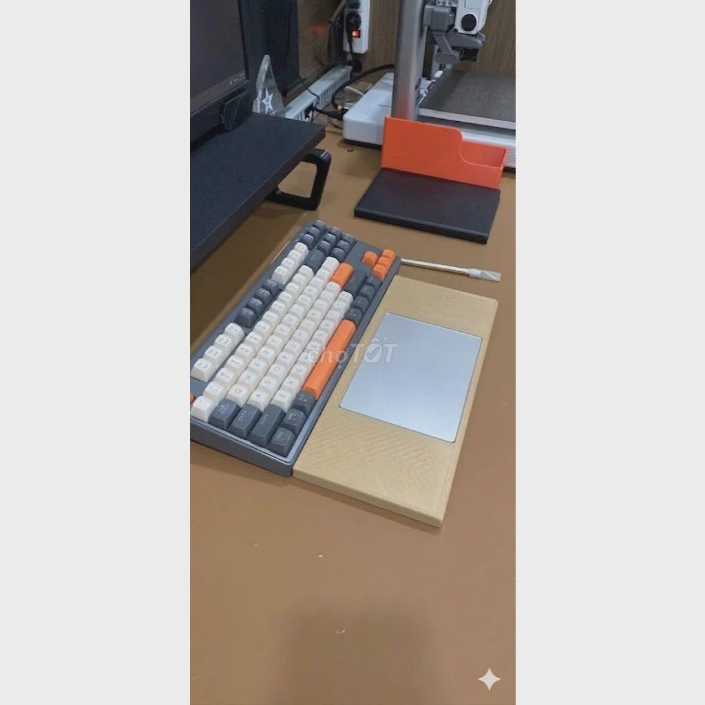 Khay đựng trackpad In 3D Nâu nhạt. Mua bán Phụ kiện (Màn hình, Chuột...) tại Thành phố Thủ Đức Tp Hồ Chí Minh được đăng bởi DuoHu hình 1