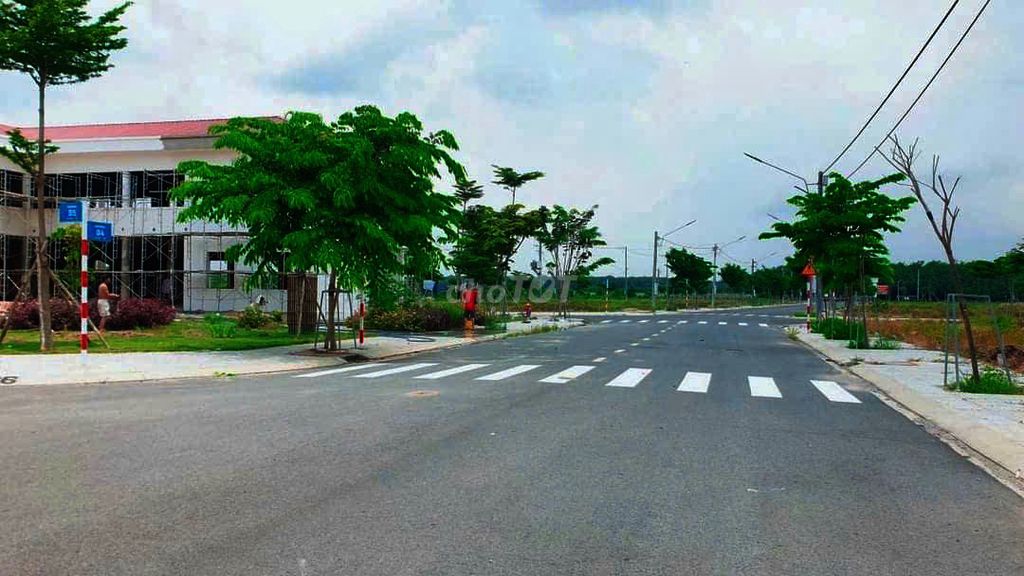 100m2 đất full thổ cư giá chỉ 670 triệu, sang tên ngay