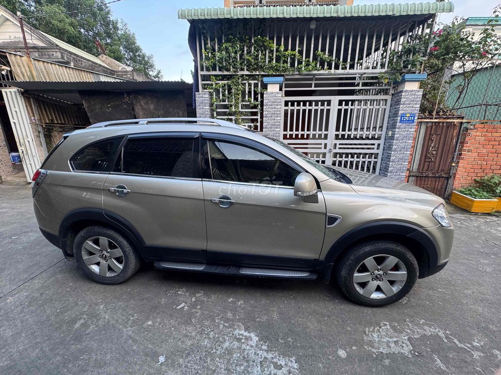 Chevrolet Captiva LT 2008 – 7 chỗ, máy xăng 2.4. Mua bán Ô tô tại Thành phố Biên Hòa Đồng Nai được đăng bởi Duy Hùng hình 8