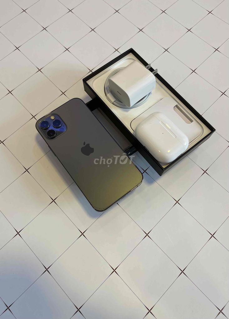 iPhone 12 Pro 256G QTẾ Bao Zin Hãng Xài Kĩ Pin 93%. Mua bán Điện thoại tại Quận Gò Vấp Tp Hồ Chí Minh được đăng bởi Vượng Kim Phát hình 1