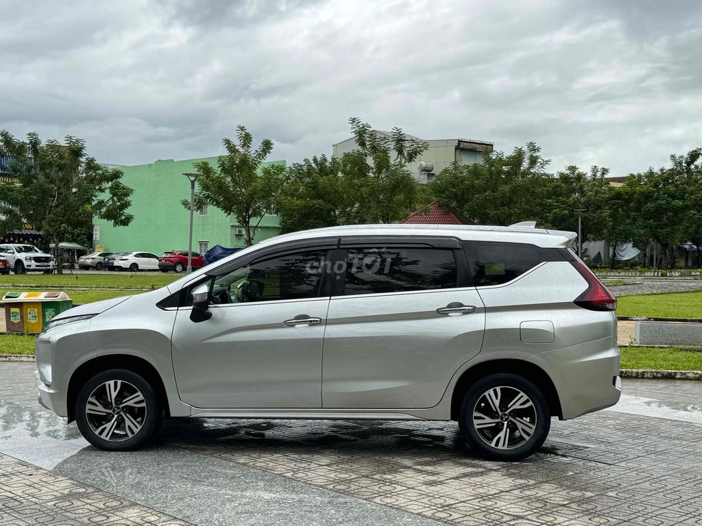 MITSUBISHI XPANDER 2020AT