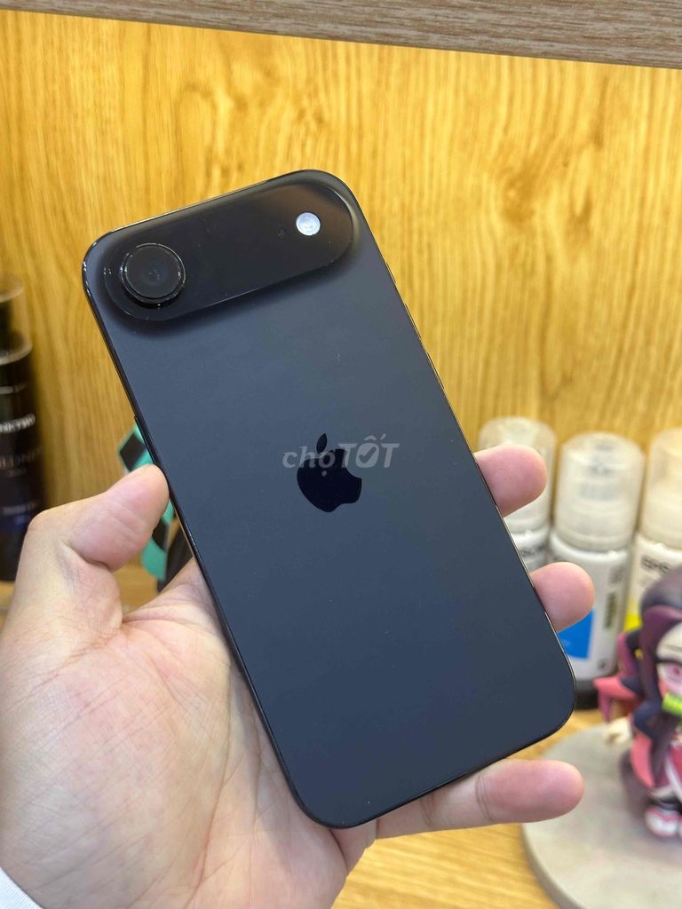 Apple iPhone 17 Air 256GB Đen sạc 159 lần. Mua bán Điện thoại tại Quận 10 Tp Hồ Chí Minh được đăng bởi Hậu Lưu hình 1