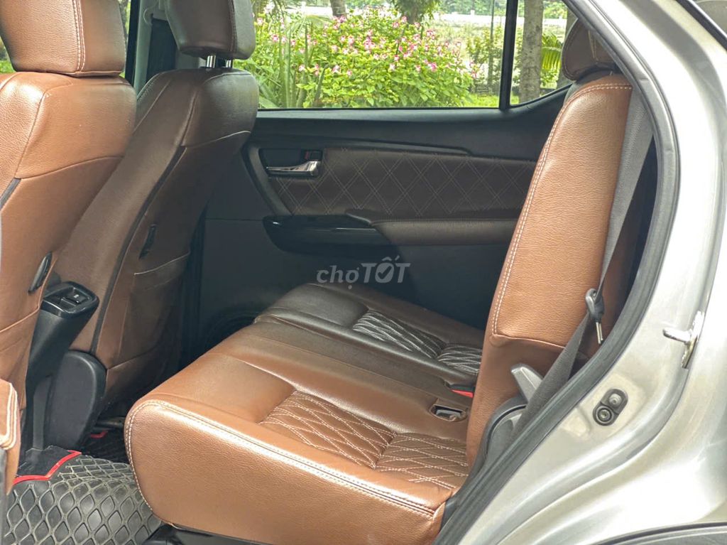 FORTUNER 2018 SỐ SÀN MÁY DẦU NHẬP KHẨU GIÁ CỰC Rẻ. Mua bán Ô tô tại Quận 7 Tp Hồ Chí Minh được đăng bởi USED CARS TRUNG KIÊN hình 9