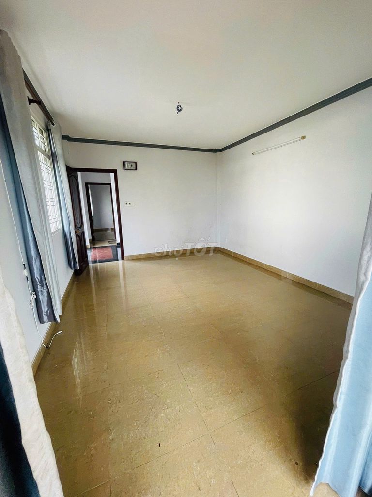 NGAY MẶT TIỀN NGUYỄN VĂN LƯỢNG 𝐂𝐡𝐨 𝐭𝐡𝐮𝐞̂ 𝟏 𝐥𝐚̂̀𝐮 𝟐 𝐫𝐢𝐞̂𝐧𝐠 𝐛𝐢𝐞̣̂𝐭 𝟏𝟎𝟎𝐦𝟐 