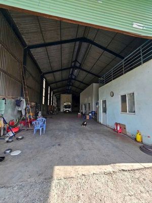 Xưởng bán hoặc cho thuê Tân Vĩnh Hiệp _ Tân Uyên
 Tp HCM. Mua bán văn phòng, mặt bằng kinh doanh tại Thị xã Tân Uyên Bình Dương được đăng bởi Linh