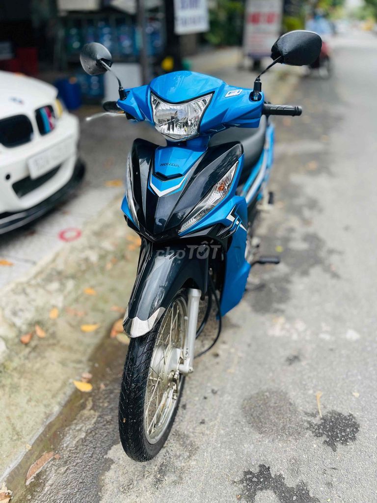 Honda Wave RSX FI 2022 Xanh đen. Mua bán Xe máy tại Quận Liên Chiểu Đà Nẵng được đăng bởi xe máy cũ Duy Đạt 06 gò nảy 1 đà nẵng hình 2