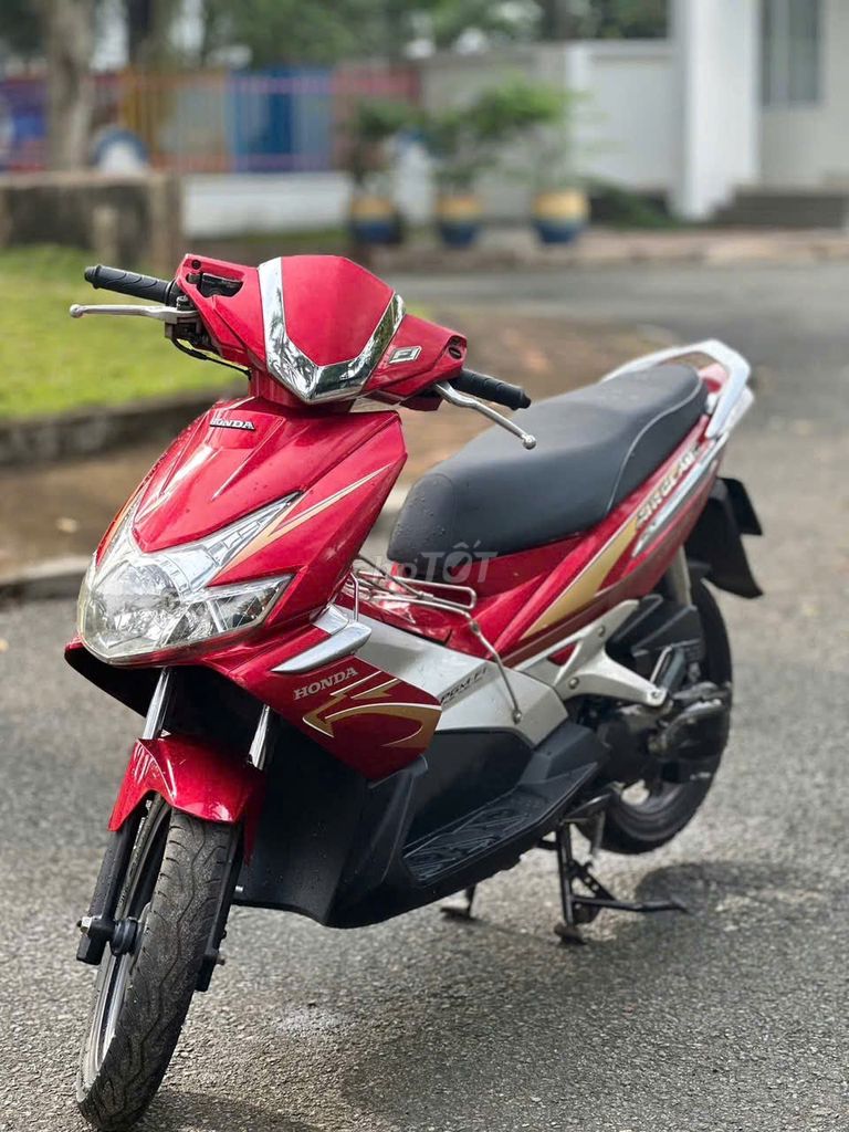 Honda Air Blade 2010 Đỏ Máy zin. Mua bán Xe máy tại Huyện Trảng Bom Đồng Nai được đăng bởi phương hình 4