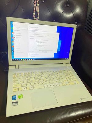 lên hình e laptop toshiba máy Nhật. Mua bán Laptop tại Thành phố Thủ Dầu Một Bình Dương được đăng bởi Tiến