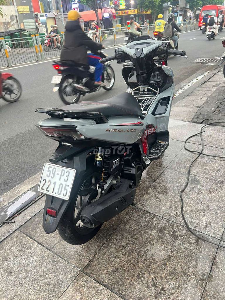 Honda Air Blade 150 2021 Серый красный Б/у