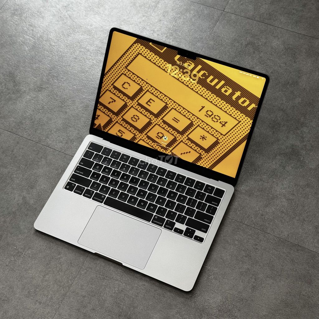 Apple Macbook Air M2 16G/256G Xám. Mua bán Laptop tại Quận 1 Tp Hồ Chí Minh được đăng bởi HeyMac hình 1