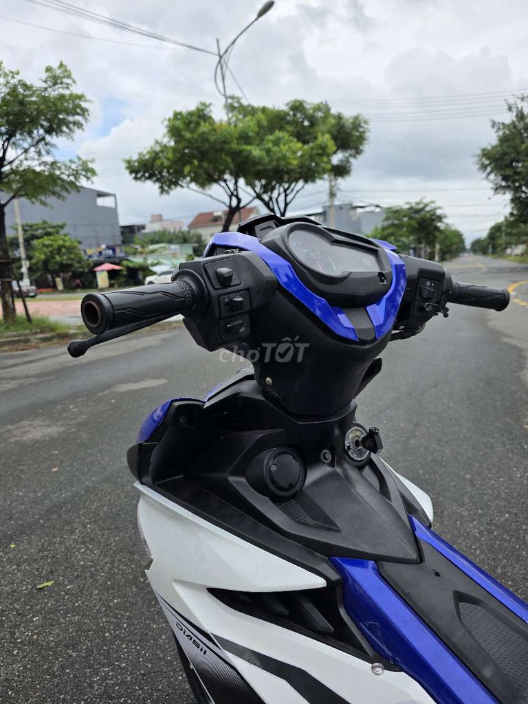 Yamaha Exciter Xanh trắng Côn tay. Mua bán Xe máy tại Quận Cẩm Lệ Đà Nẵng được đăng bởi Ngạo Thiên hình 8