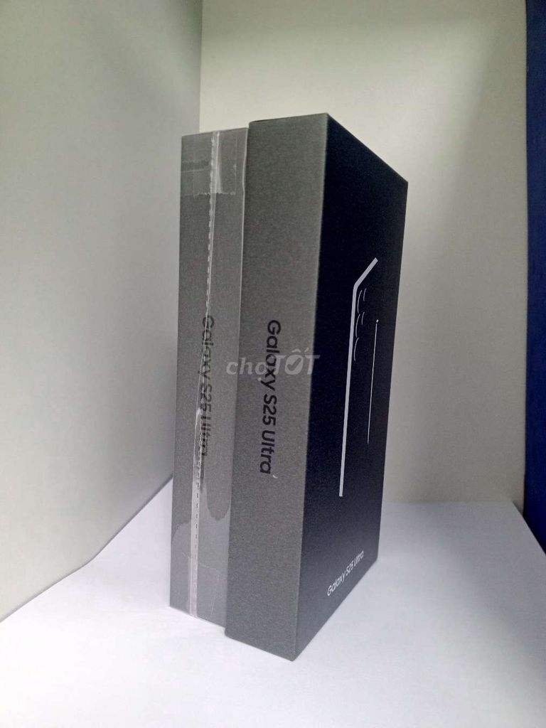 (Jetblack/ Xám) S25 Ultra 256GB newseal. Mua bán Điện thoại tại Quận 5 Tp Hồ Chí Minh được đăng bởi Lê Hữu Hiếu hình 1