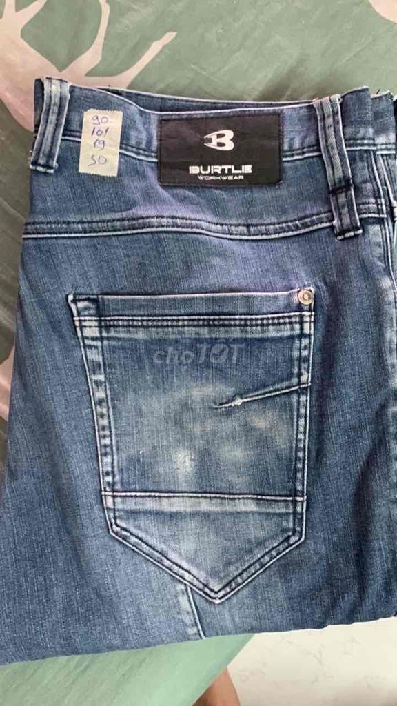 Quần jeans Burtle nam xanh size 90. Mua bán Quần áo tại Thành phố Thủ Dầu Một Bình Dương được đăng bởi Van Mai hình 1