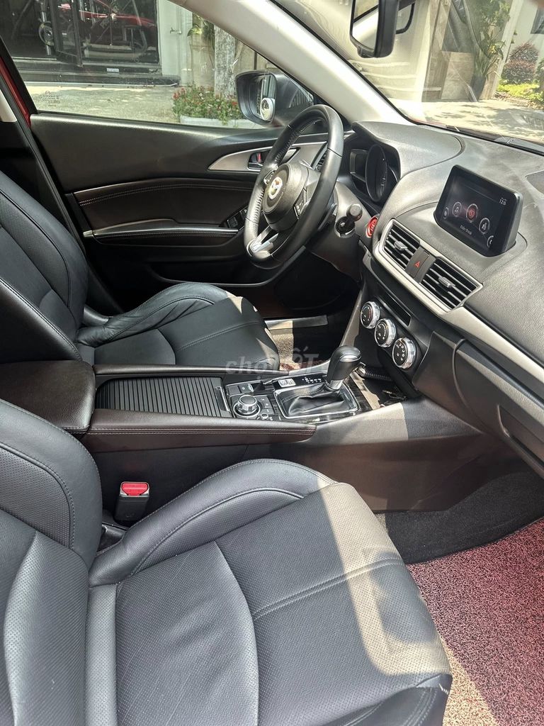 Mazda 3FL date 2017 phanh tay điện tử. Mua bán Ô tô tại Thành phố Lào Cai Lào Cai được đăng bởi Nguyễn Hồng Vĩnh hình 5