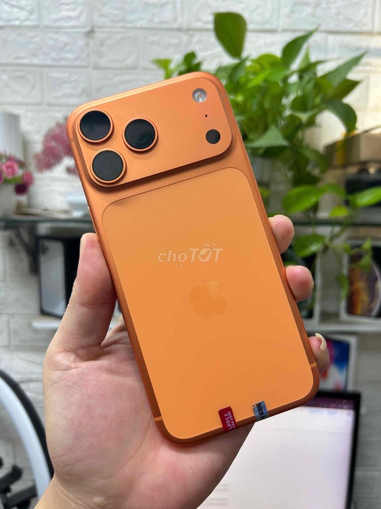 iPhone 17 Pro Max 256GB Cam 2 sim vật lý. Mua bán Điện thoại tại Quận Tây Hồ Hà Nội được đăng bởi Duy Anh hình 1