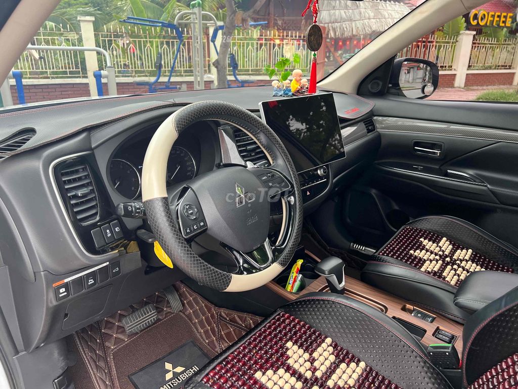 bán xe Outlander 2020 Premium cực chất 1 chủ. Mua bán Ô tô tại Quận Lê Chân Hải Phòng được đăng bởi bình hình 11