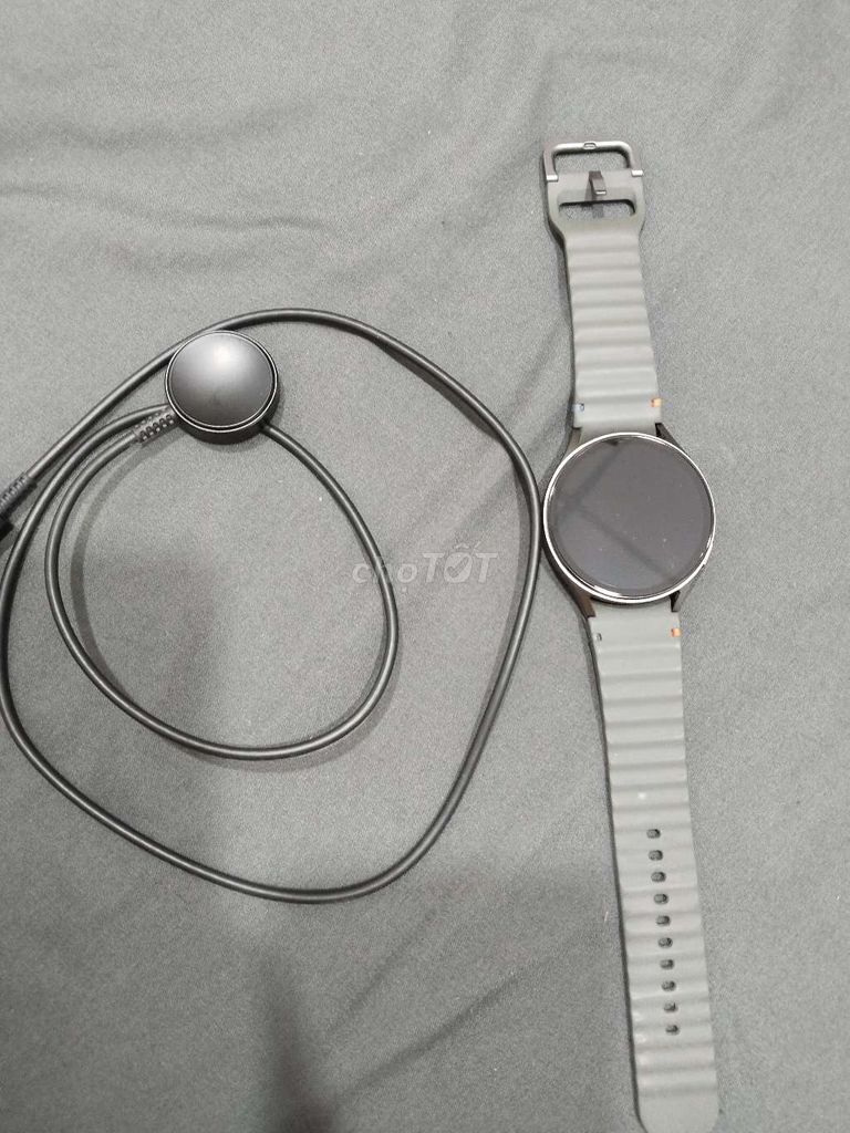 Samsung Galaxy Watch 7 Xám 44mm. Mua bán Thiết bị đeo thông minh tại Quận 8 Tp Hồ Chí Minh được đăng bởi Quỳnh hình 1