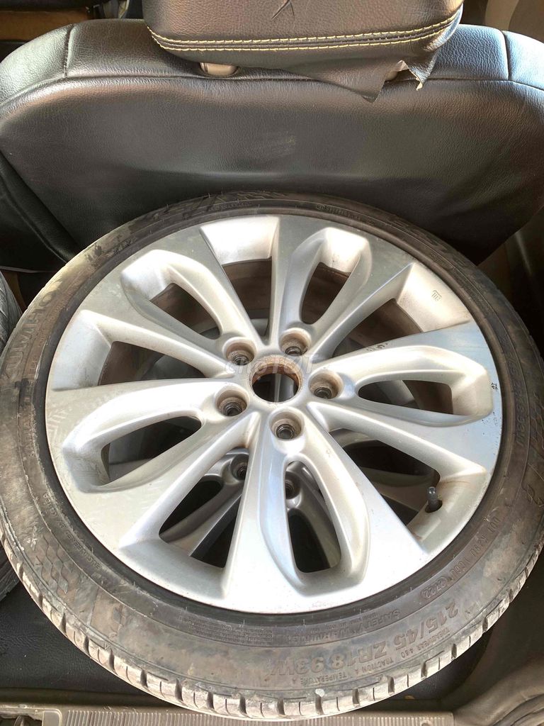 Bộ mâm R18 màu Bạc, hợp kim  Đã qua sử dụng. Mua bán Phụ tùng xe tại Thành phố Phan Thiết Bình Thuận được đăng bởi Phan Đình Thắng hình 2