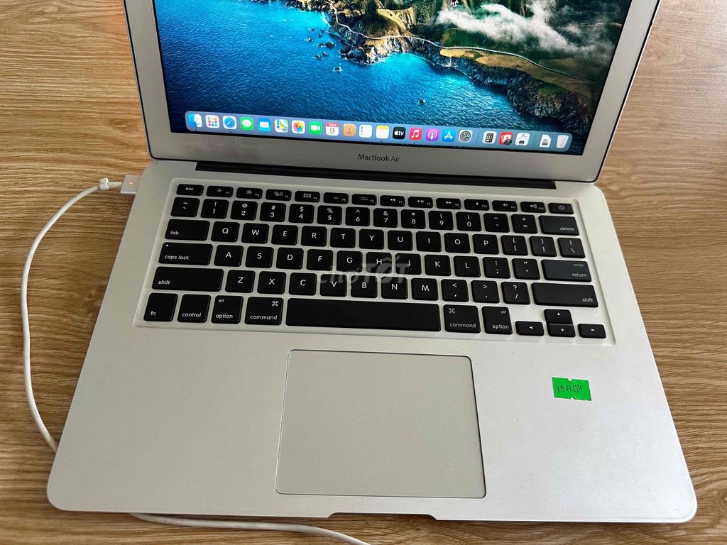 Apple MacBook Air 2014 4GB/128GB Bạc. Mua bán Laptop tại Thành phố Biên Hòa Đồng Nai được đăng bởi Long Hưng hình 1