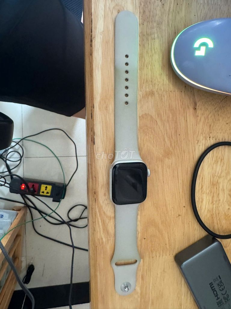 Apple Watch SE2 Bạc Zin mua chính hãng. Mua bán Thiết bị đeo thông minh tại Quận Hà Đông Hà Nội được đăng bởi Bùi Thế Quân hình 1
