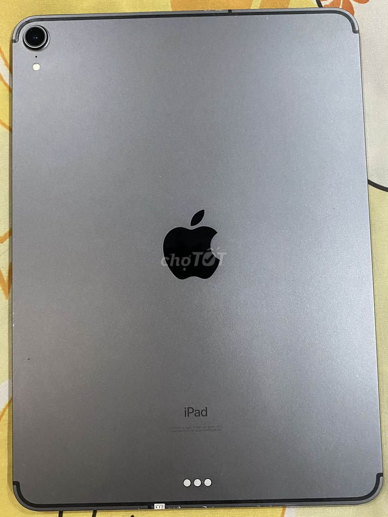 Apple iPad Pro 2018 11 inch 256GB. Mua bán Máy tính bảng tại Quận 4 Tp Hồ Chí Minh được đăng bởi Huỳnh Ngọc Toàn hình 1