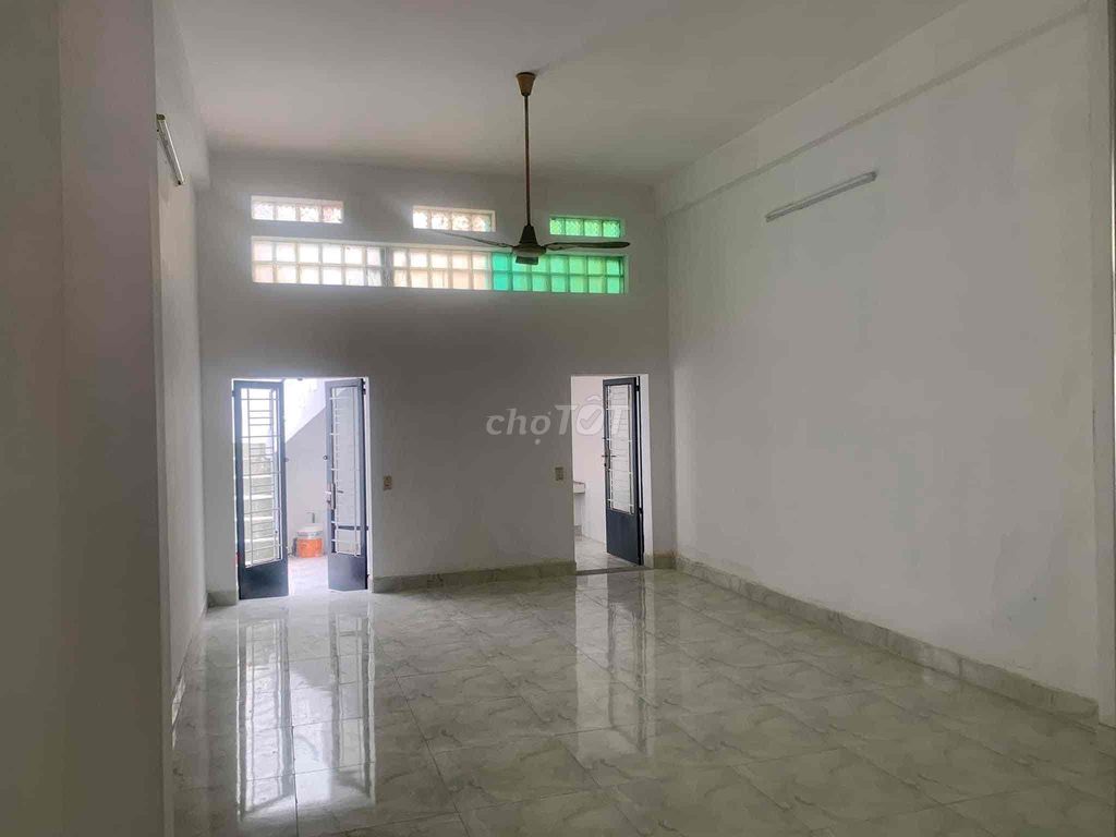 MTKD QUỐC HƯƠNG 90M2 TRỆT 2 LẦU VỊ TRÍ SẦM UẤT