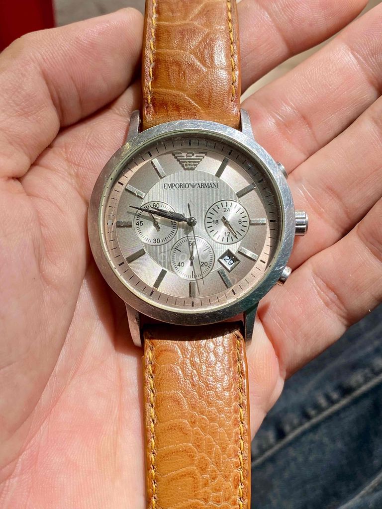 Đồng hồ nam Armani size 42mm 3 cốt 6 kim