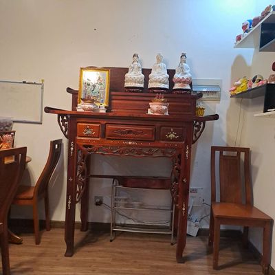 Hữu Duyên thanh lý bàn thờ cho anh chị tại Q7. Mua bán Nội thất, đồ gia dụng khác tại Quận 7 Tp Hồ Chí Minh được đăng bởi Kim Ngọc