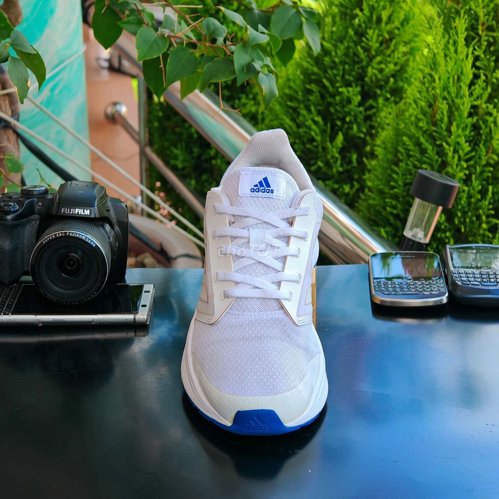 [CHÍNH HÃNG] [Mới 99%] Giày Adidas Galaxy 5. Mua bán Giày dép tại Quận Hoàn Kiếm Hà Nội được đăng bởi chú CÔNG AN bán giày CHÍNH HÃNG hình 1