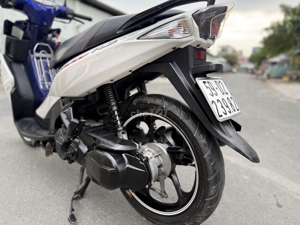 Yamaha Nouvo 6 RC Trắng Xanh Edition Chính Chủ 216. Mua bán Xe máy tại Quận Tân Phú Tp Hồ Chí Minh được đăng bởi Cửa Hàng Xe Máy Gia Kiệt hình 4