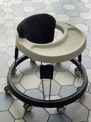 xe tập đi cho bé. Mua bán Mẹ và bé tại Huyện Long Hồ Vĩnh Long được đăng bởi Trần Minh Dũng