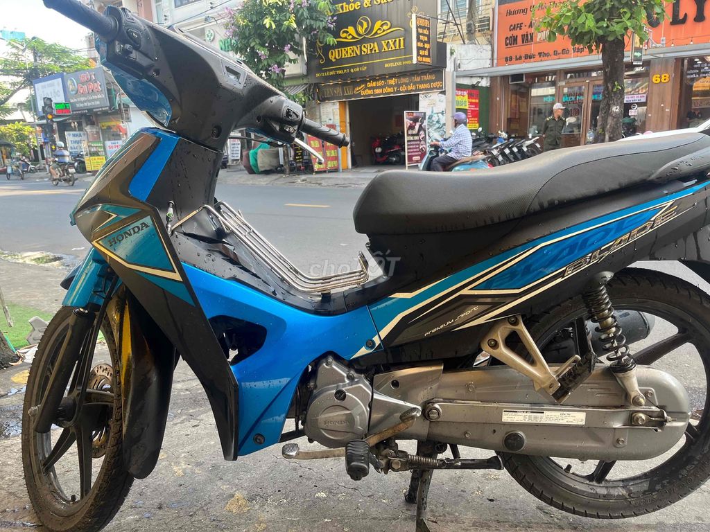 wave blade biển đẹp. Mua bán Xe máy tại Quận Gò Vấp Tp Hồ Chí Minh được đăng bởi Le Nam hình 5