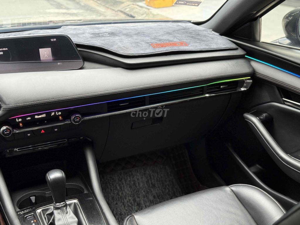 Mazda 3 2020 Sport 1.5L Premium Xám Titan. Mua bán Ô tô tại Quận 11 Tp Hồ Chí Minh được đăng bởi Thành Mazda  hình 9