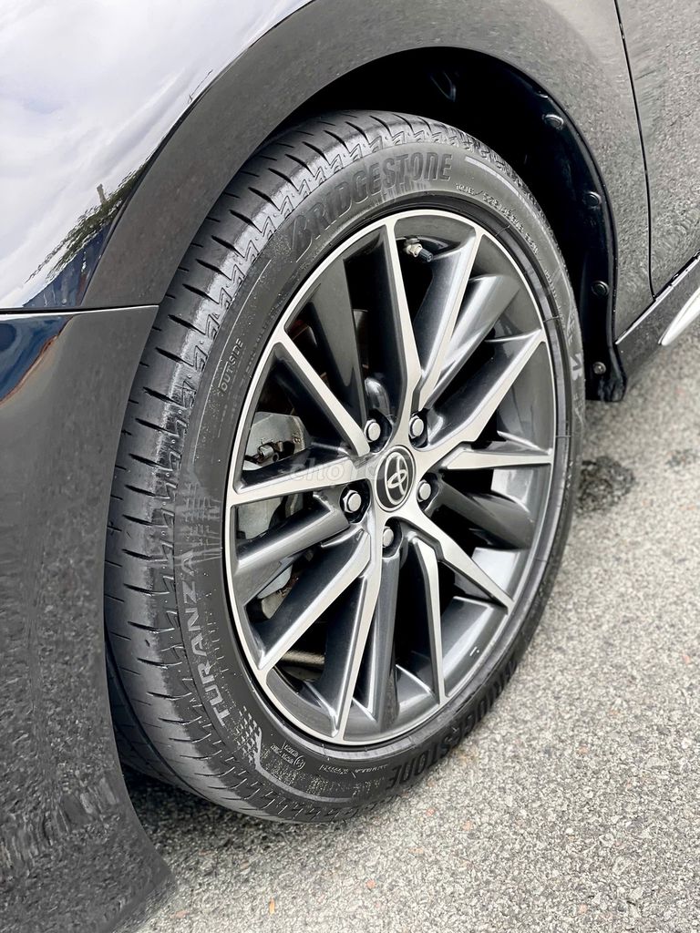 TOYOTA CAMRY 2.5Q MODEL 2022 SIÊU LƯỚT. Mua bán Ô tô tại Quận Gò Vấp Tp Hồ Chí Minh được đăng bởi ĐỨC XE LƯỚT hình 17