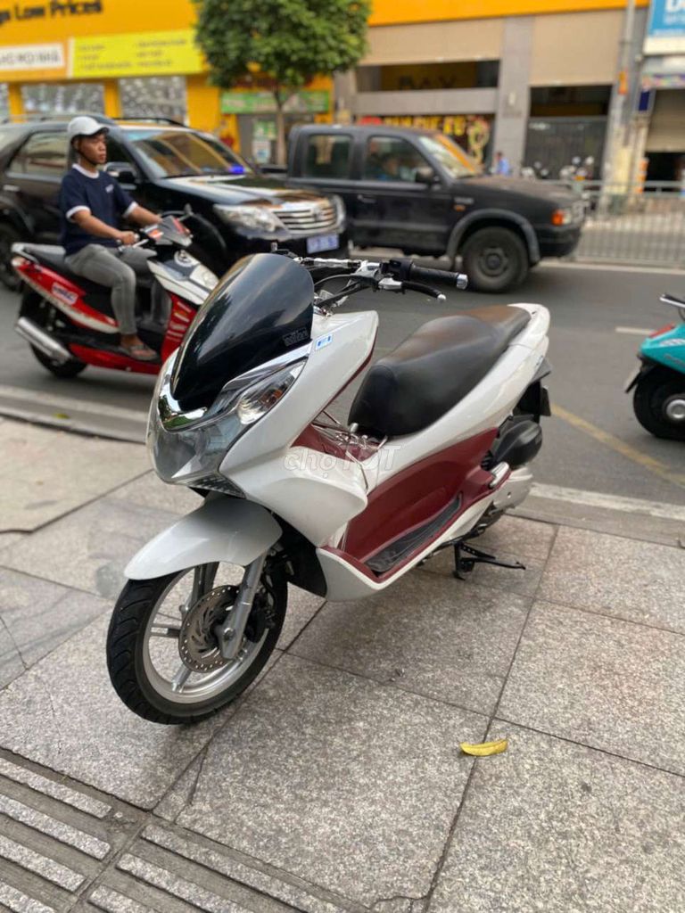 Honda PCX 2012 mới 90% bstp chính chủ