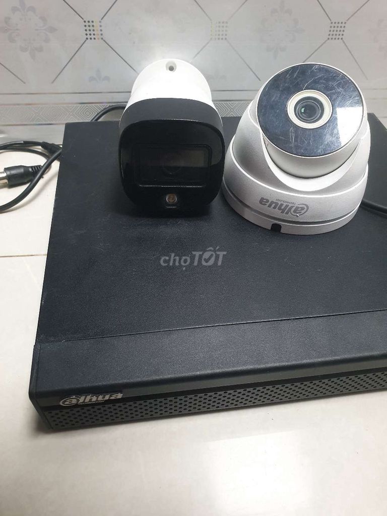 Bộ 2 Camera quan sát Dahua (hdd 500G). Mua bán Máy ảnh, Máy quay tại Thành phố Thủ Đức Tp Hồ Chí Minh được đăng bởi Duy hình 1