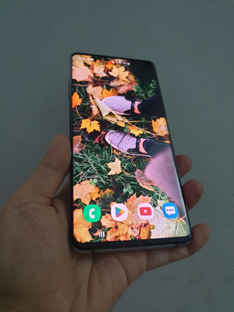 Samsung S10 5G màn to 256gb. Mua bán Điện thoại tại Quận Tân Phú Tp Hồ Chí Minh được đăng bởi Điện thoại SAMPHONE hình 1