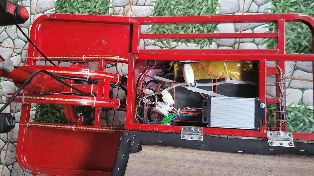 Xe xuồng điện Kim loại đã sử dụng. Mua bán Phương tiện khác tại Thành phố Buôn Ma Thuột Đắk Lắk được đăng bởi Dragon hình 2