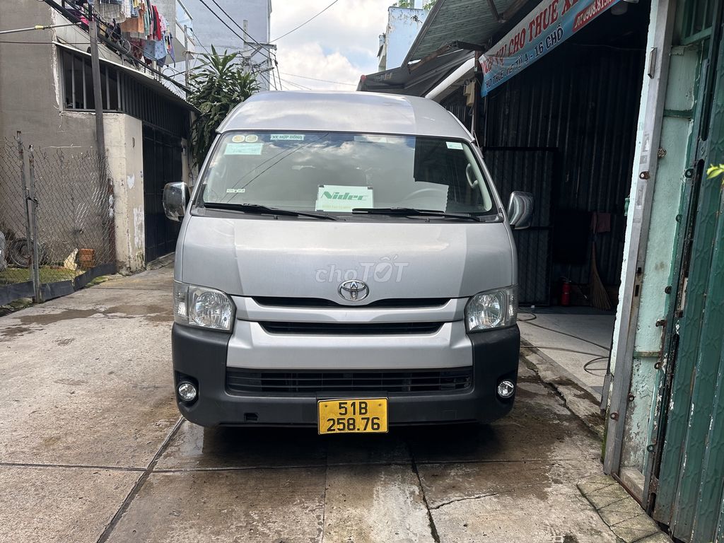 Toyota Hiace 2017 máy dầu Nhập Nhật còn rất đẹp.. Mua bán Ô tô tại Quận Bình Tân Tp Hồ Chí Minh được đăng bởi Quốc Phú hình 1