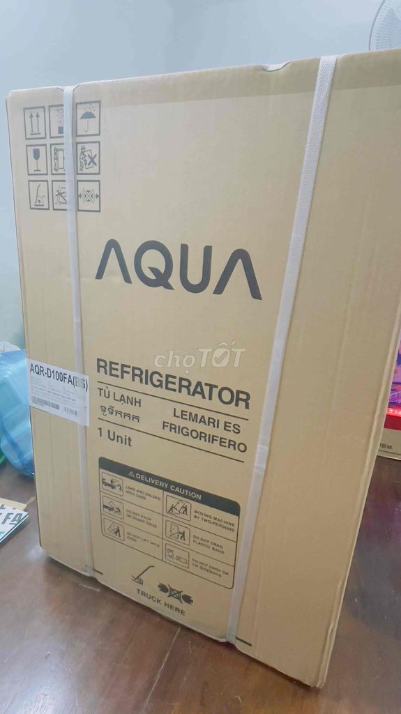 Tủ lạnh AQUA 90L màu ĐEN NGUYÊN SEAL 100%