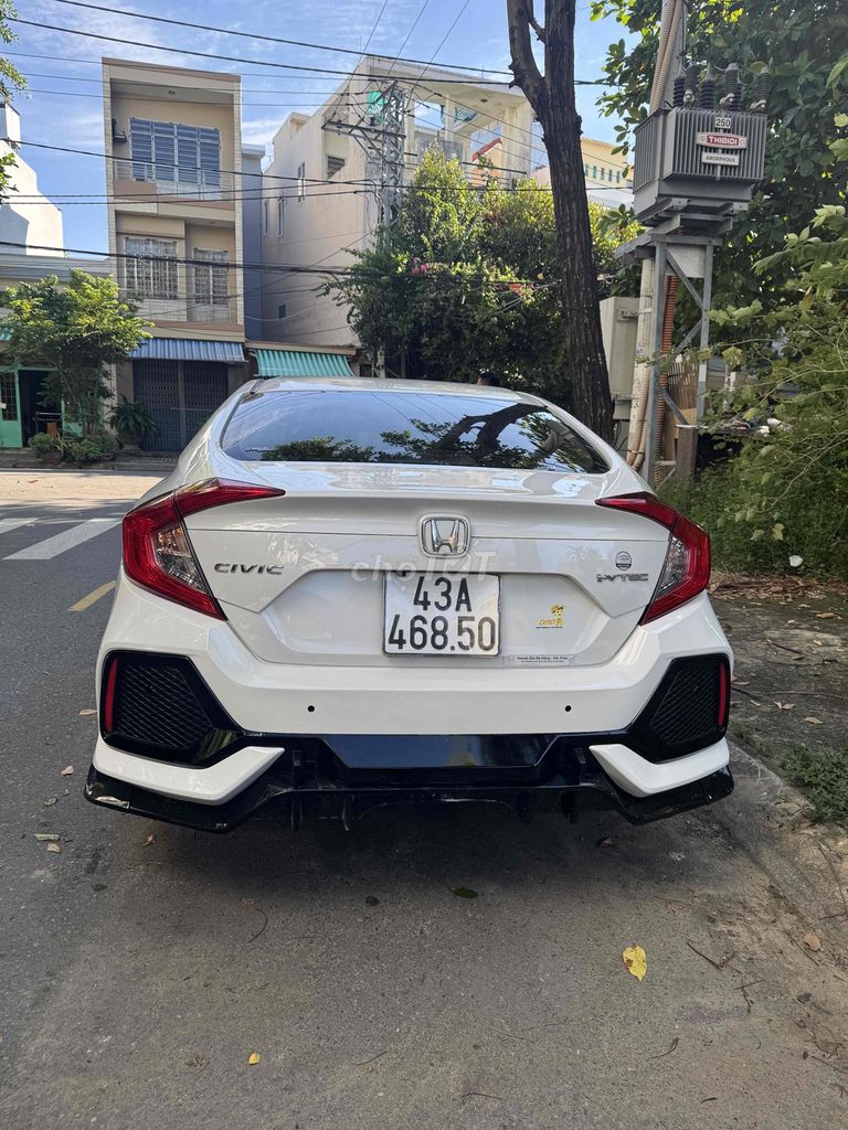Honda Civic 2019 E 1.8 AT - 47000 km. Mua bán Ô tô tại Quận Hải Châu Đà Nẵng được đăng bởi Ngô Phi Đạt hình 5
