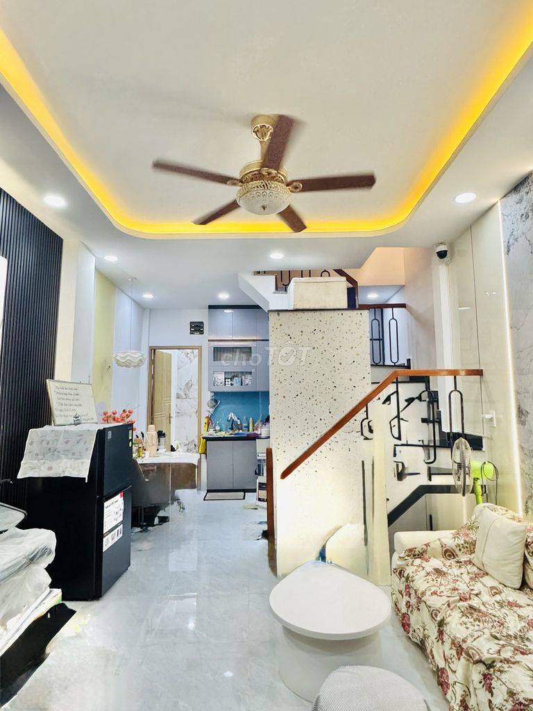 Nhà Chu Văn An — Chỉ 5,85 tỷ, mới đẹp, 3PN gần siêu thị, bx, bệnh viện