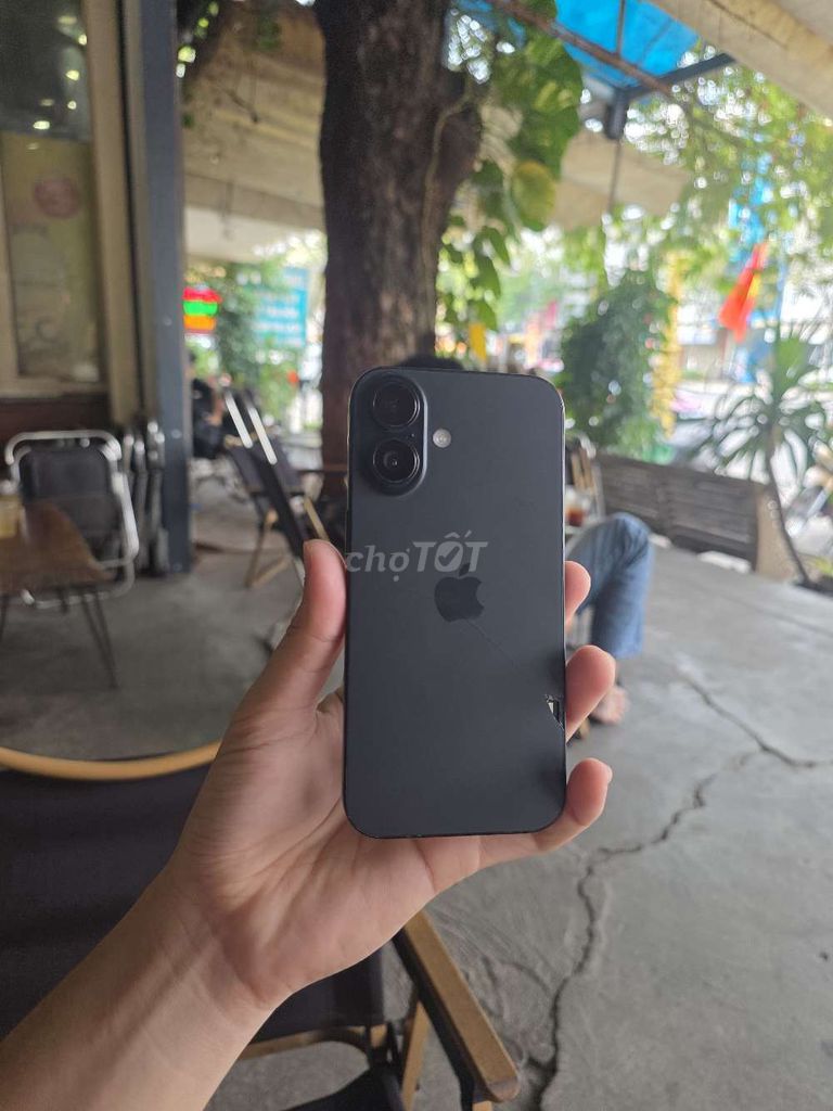 Apple iPhone 16 128GB Đen VN nguyên zin. Mua bán Điện thoại tại Thành phố Tây Ninh Tây Ninh được đăng bởi Diệt Thuốc TN hình 1
