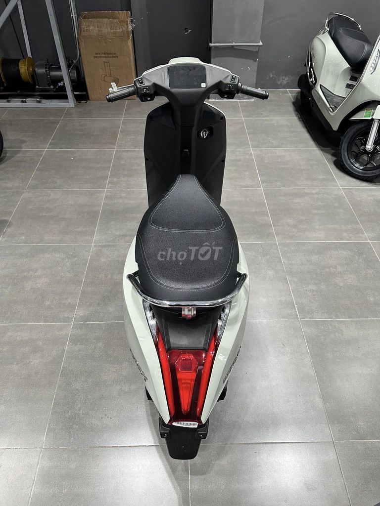 VINFAST VERO X - SẴN XE ĐỦ MÀU + TẶNG VOUCHER 200K. Mua bán Xe máy tại Quận Bình Tân Tp Hồ Chí Minh được đăng bởi VinFast Official Store hình 5