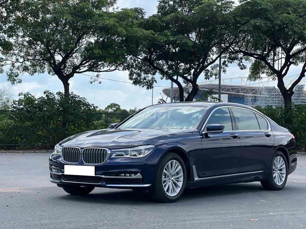 BMW 730Li sx 2018 màu xanh nhập Đức siêu đẹp. Mua bán Ô tô tại Quận Cầu Giấy Hà Nội được đăng bởi Cao Quý hình 4