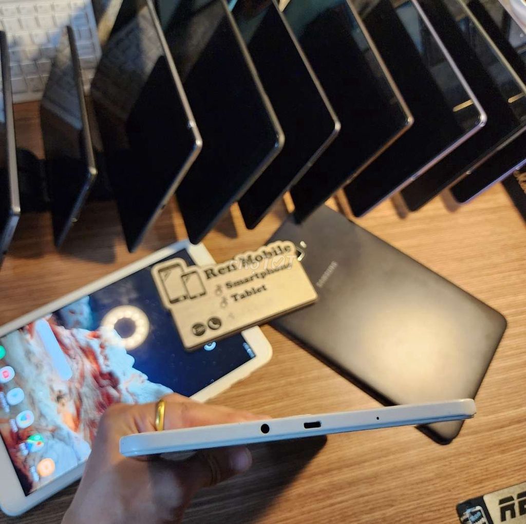 Samsung Tab A 10inch T585 16GB rom 2GB ram