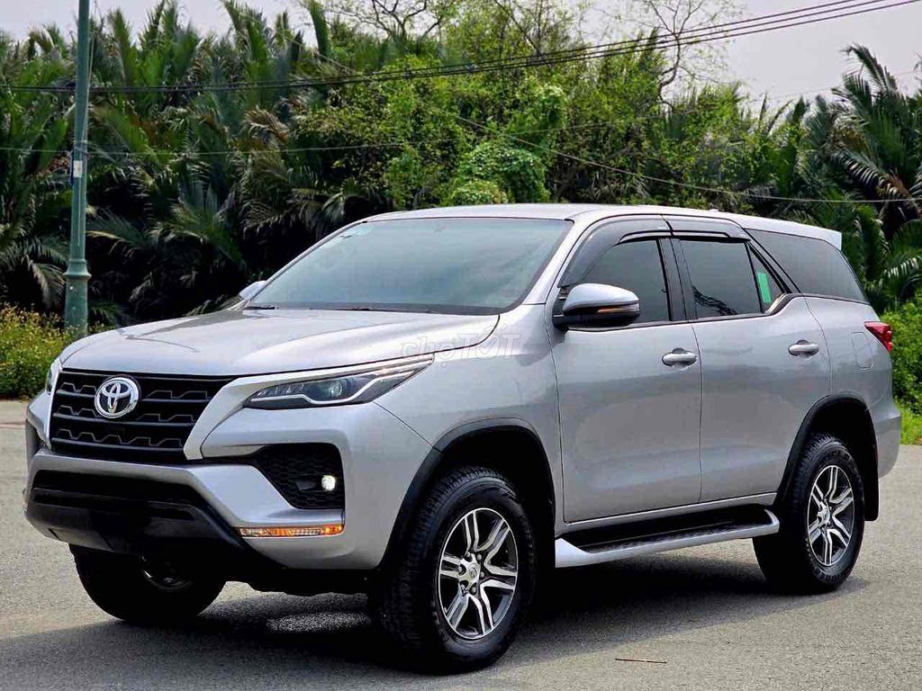 Bán Toyota Fortuner 2.4MT 2023 - Chạy chỉ 36.000Km